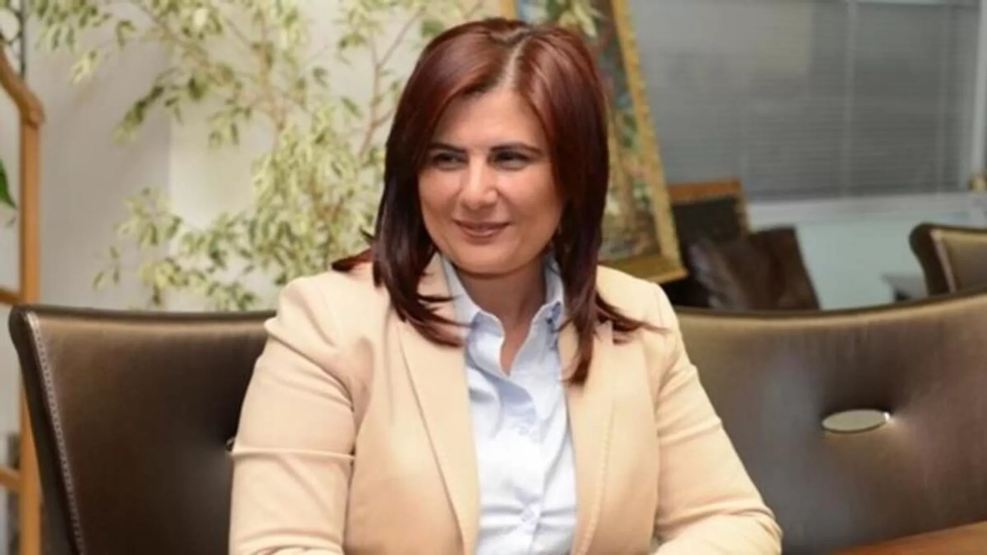 Özlem Çerçioğlu AK Parti’de! Rozeti Cumhurbaşkanı Erdoğan Taktı – İlk Sözleri Gündeme Damga Vurdu