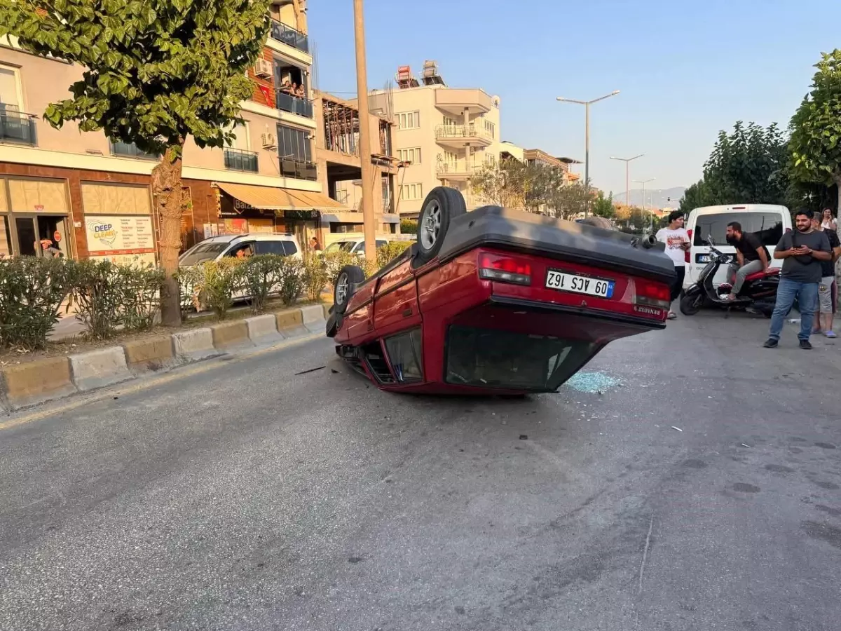 15 Yaşındaki Genç Direksiyon Başında Takla Attı