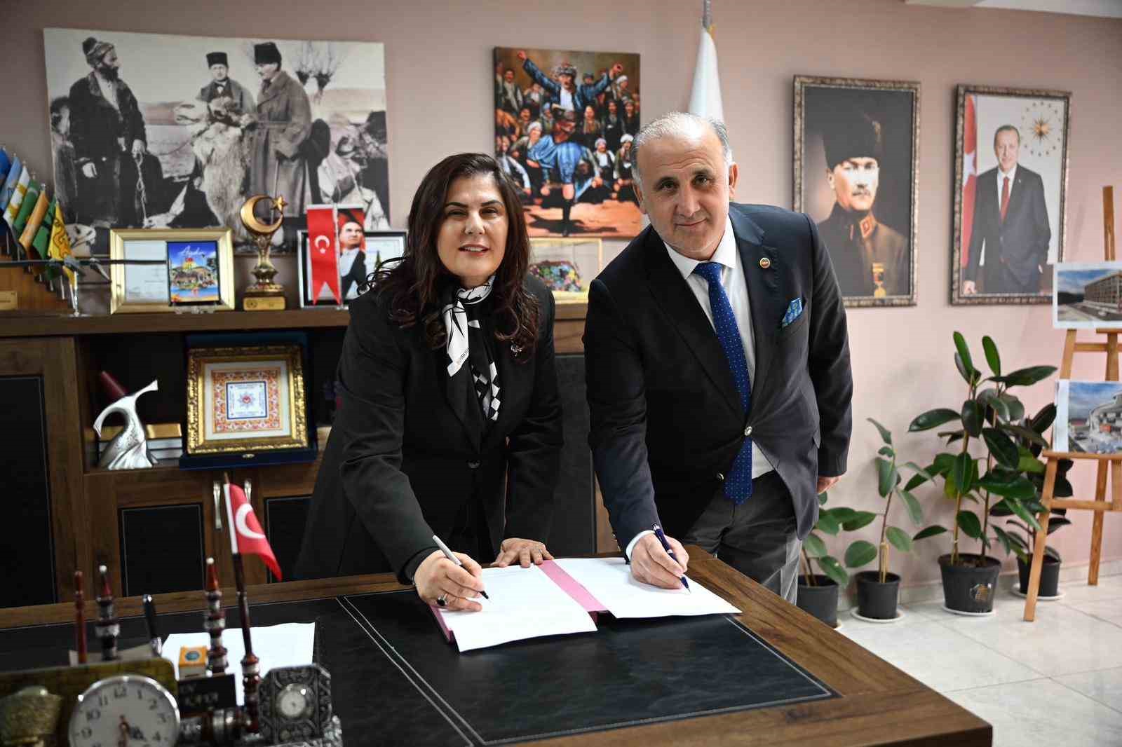 İNCİRLİOVA’DA YATIRIM ATAĞI: 1,75 MİLYAR TL’LİK DEV DÖNÜŞÜM BAŞLADI