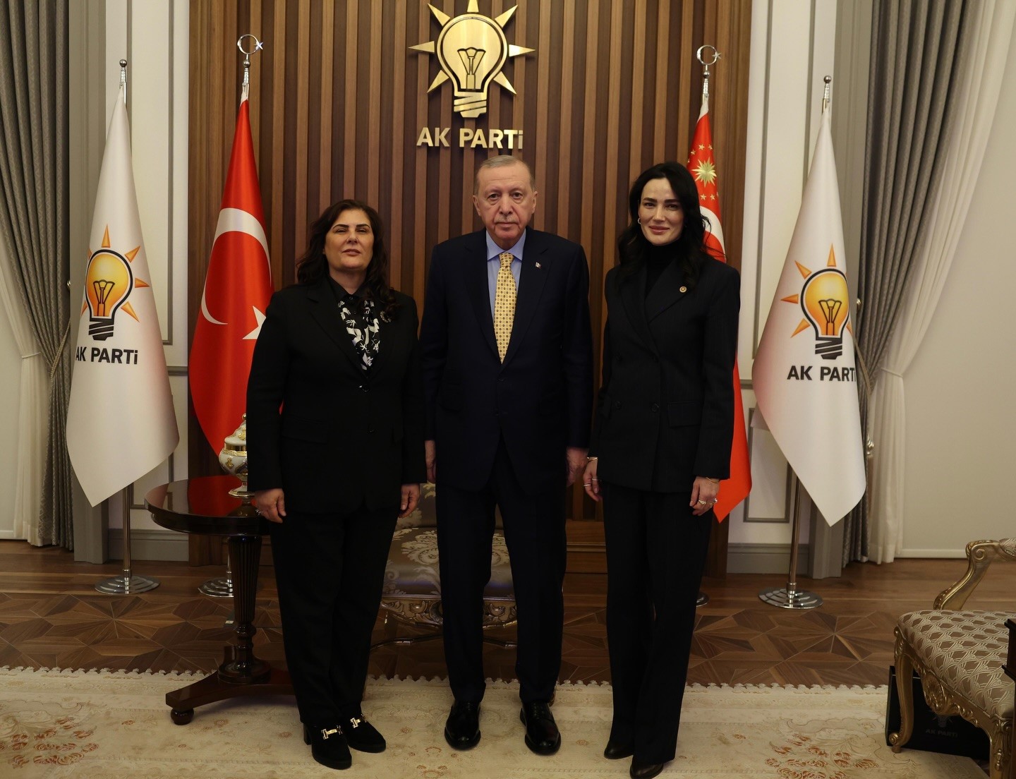 AYDIN’DA HİZMETİN ADI: ÇERÇİOĞLU GECE‑GÜNDÜZ SAHADA, PROJELERLE 17 İLÇEYE DEĞER KATTI