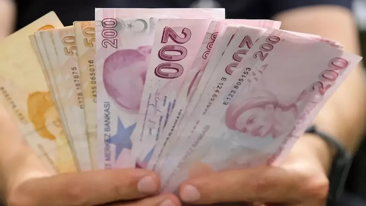Hükümet, Kamu İşçilerine Yönelik Son Zam Teklifini Yarın Açıklayacak