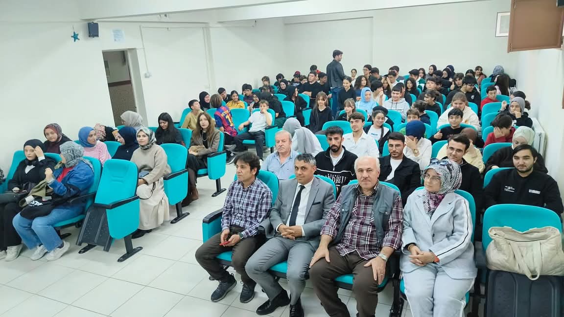 Kuşadası Anadolu İmam Hatip Lisesi’nde Anlamlı Buluşma