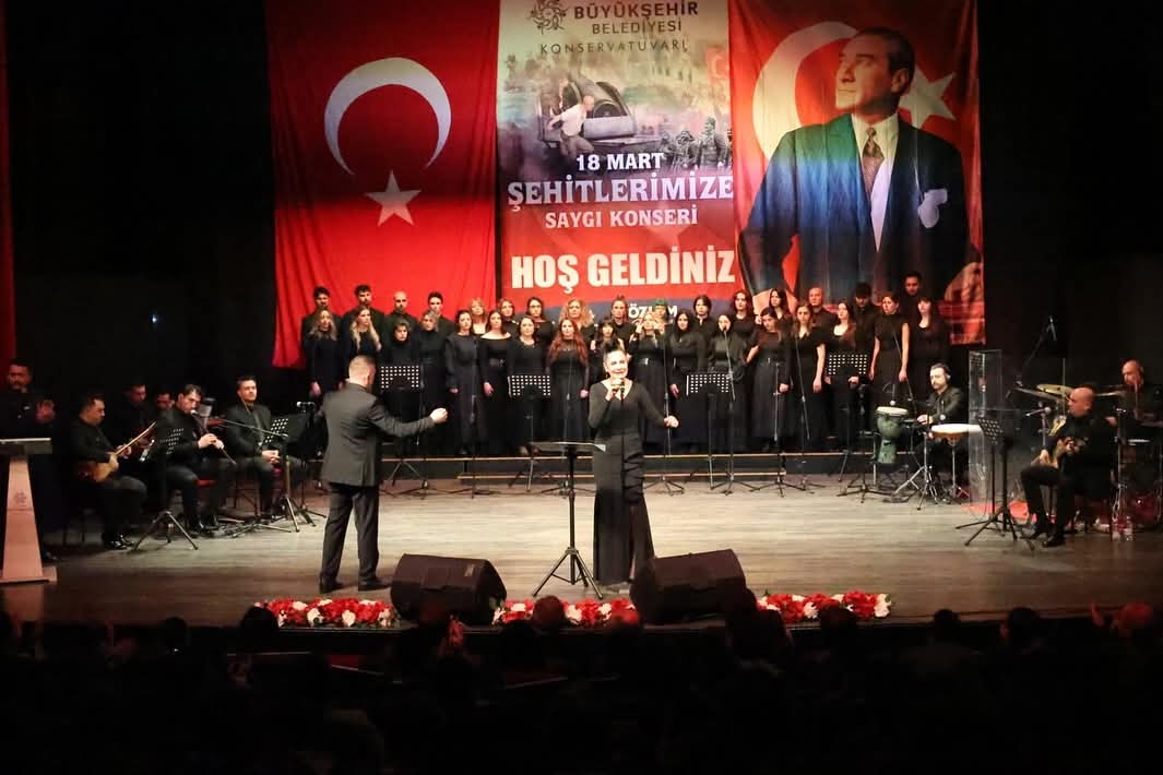 ​Aydın’da 18 Mart Şehitlerimize Saygı Konseri Coşkuyla Gerçekleşti