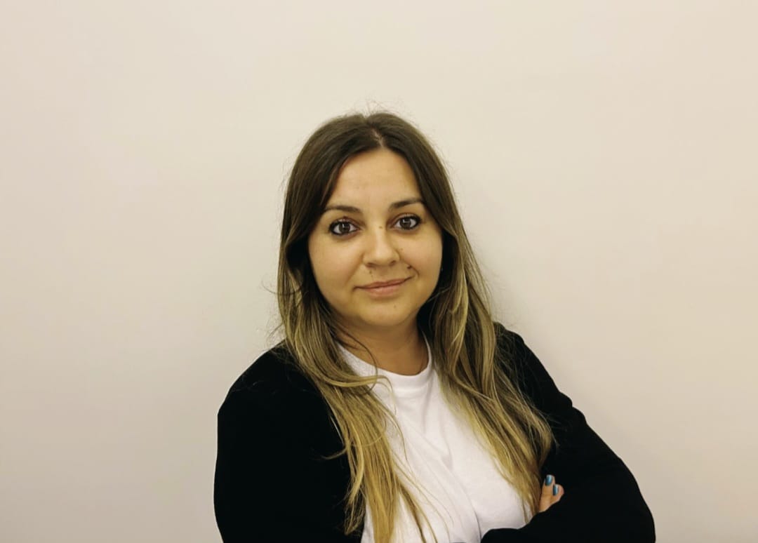 Sıradan Bir Başlangıç, Olağanüstü Bir Dönüşüm: Fatmagül Kalığ’ın Atomy Hikayesi