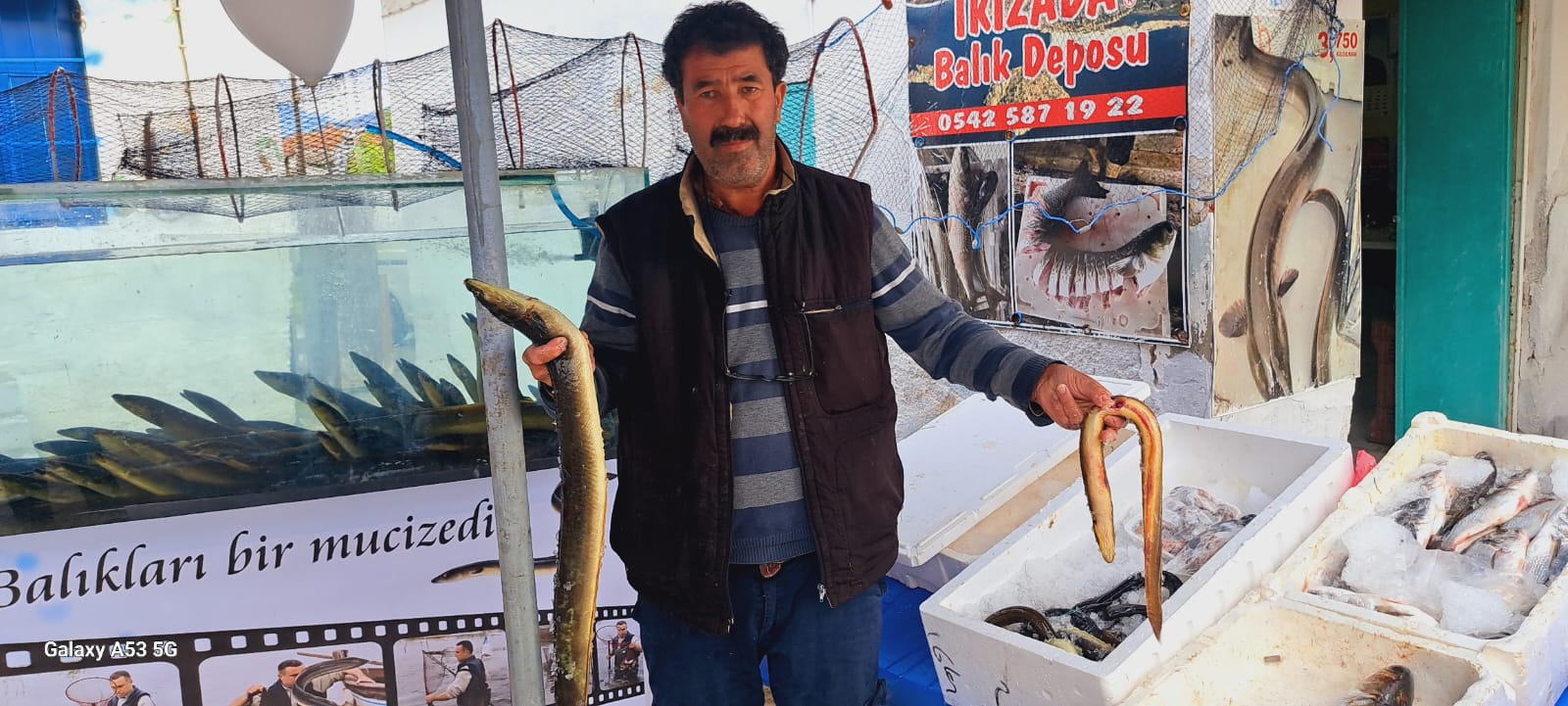 “BİZİM EKMEĞİMİZ GÖLDE YÜZÜYOR”