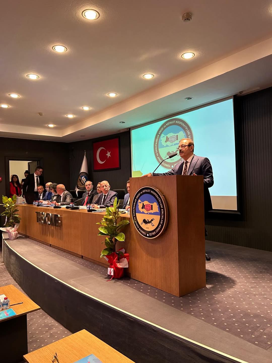 TESKOMB 50. Olağan Genel Kurulu'nda Güven Tazelendi: Başkan Akgül ile Yeni Döneme Merhaba
