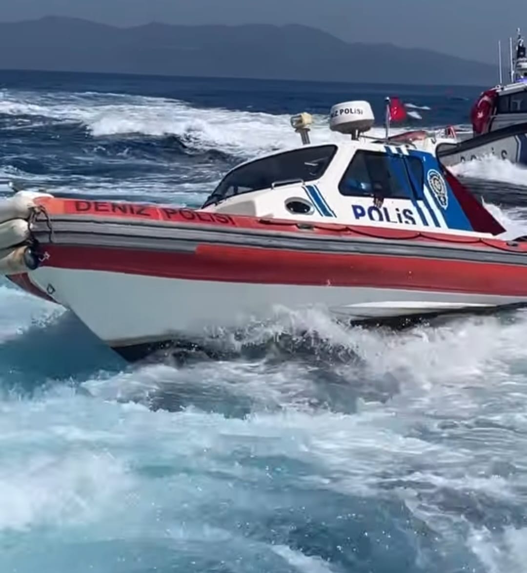 Kuşadası’nda 38,5 kilometrelik Kabotaj Maratonu: Denizle Egemenlik Kutlaması Başarıyla Tamamlandı