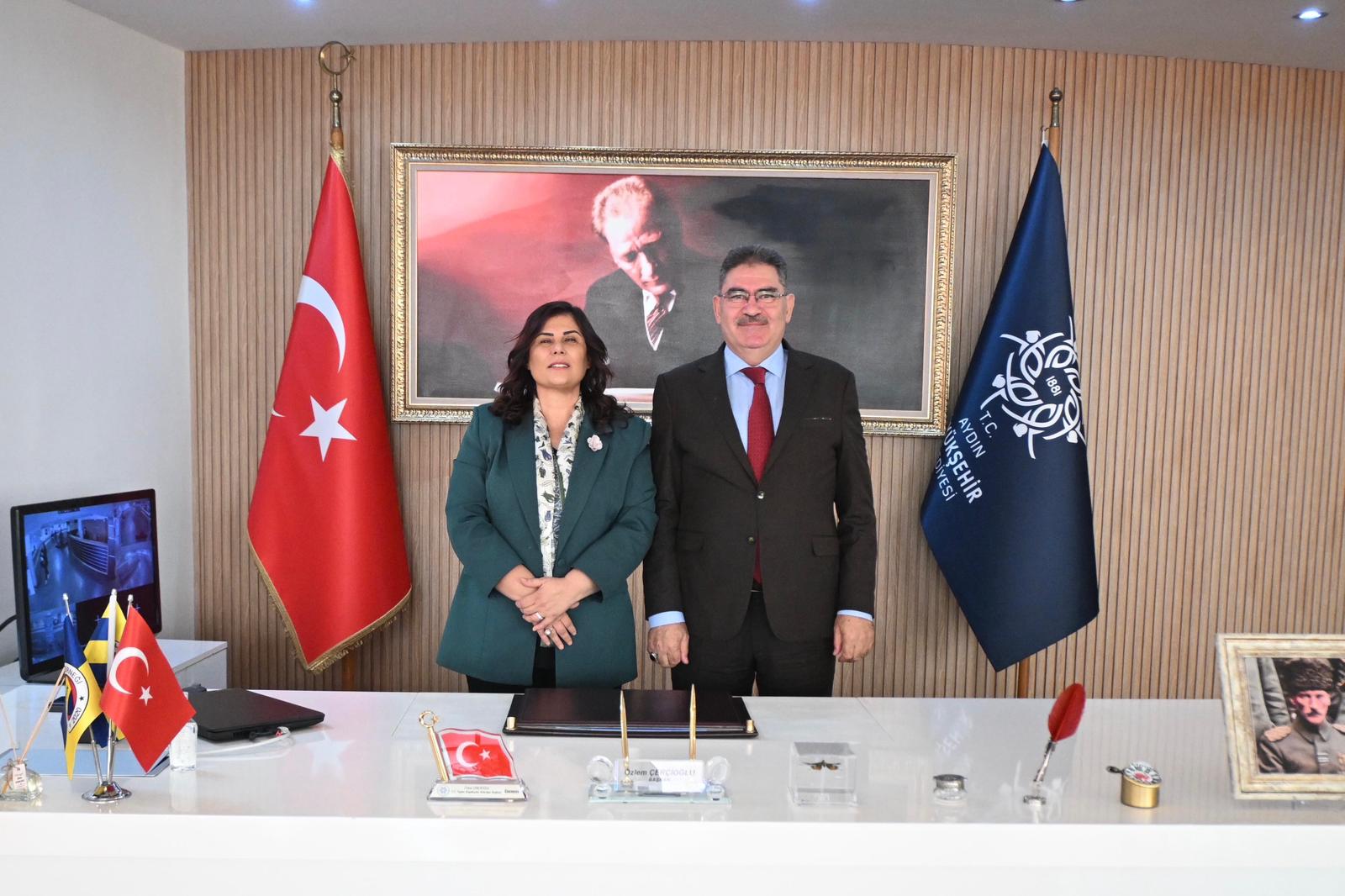 BAŞKAN ÇERÇİOĞLU’NA AK PARTİ MKYK ÜYESİ VE AYDIN İL KOORDİNATÖRÜ EMİNMOLLAOĞLU’NDAN ZİYARET