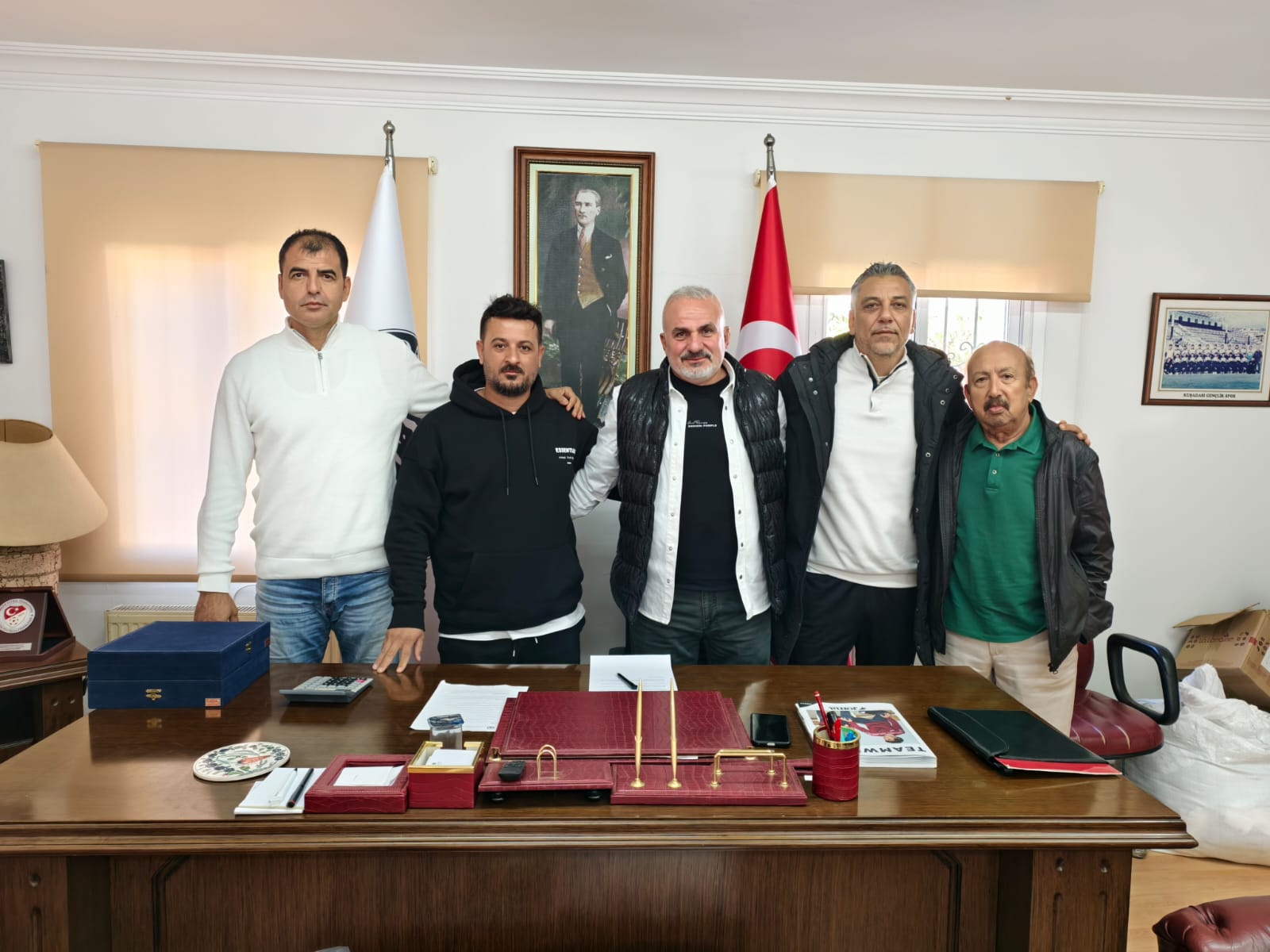 KUŞADASI SPOR’DA 3 YILLIK ÖZLEM BİTTİ: İBRAHİM YAZICI RESMEN GÖREVDE
