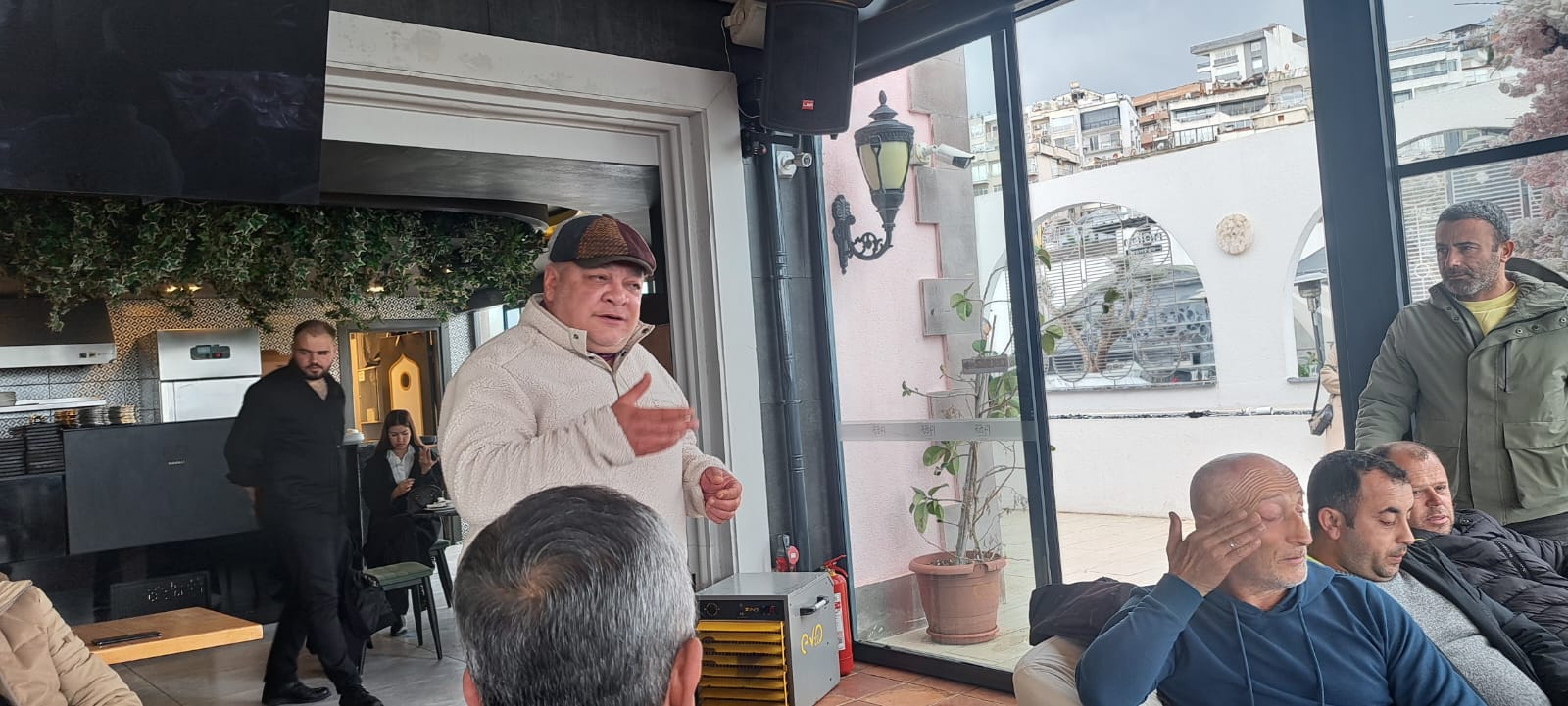 Kuşadası’nda Seçime Saatler Kala Vergi Gündemi: “Her Ay KDV, Üç Ayda Bir Geçici Vergi”