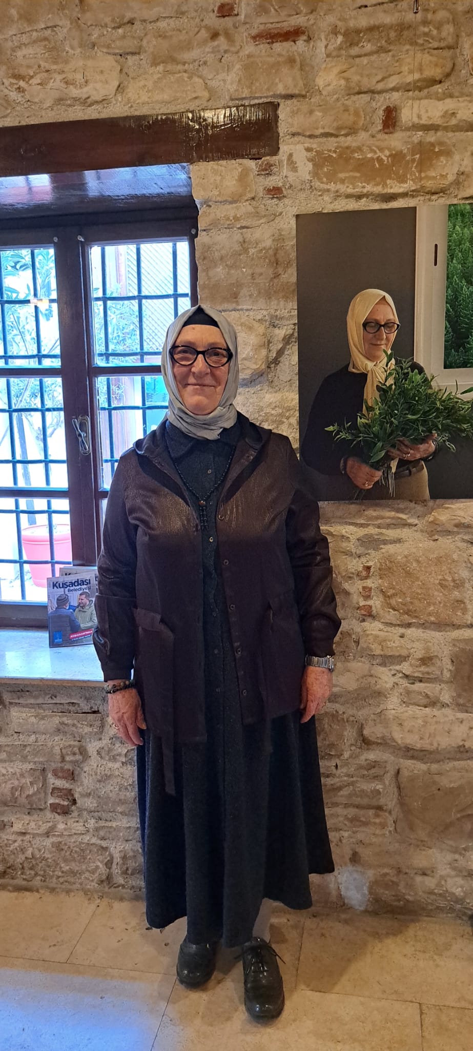 8 Mart’ta Kuşadası’nda Sanatın Gücü: Kadın Fotoğrafçıların Sergisi İlgi Gördü