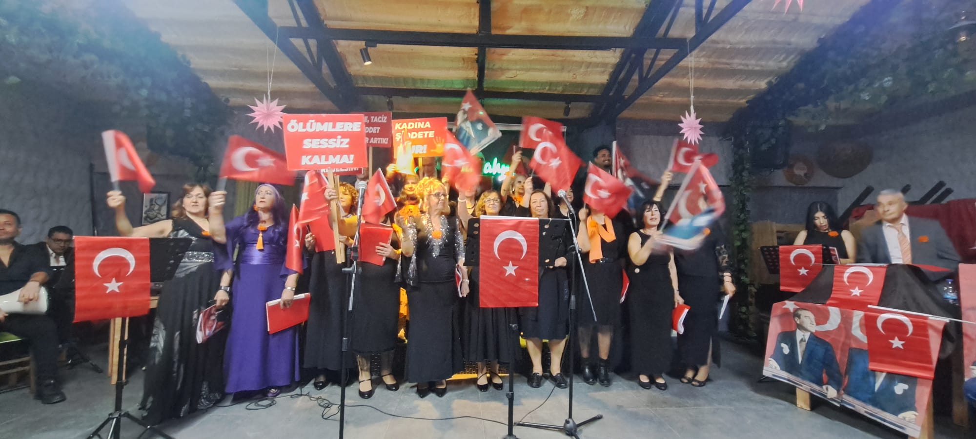 Kuşadası’nda 8 Mart’a Özel Konser: Medeniyetler Korosu’ndan Kadınlara Adanan Anlamlı Gece