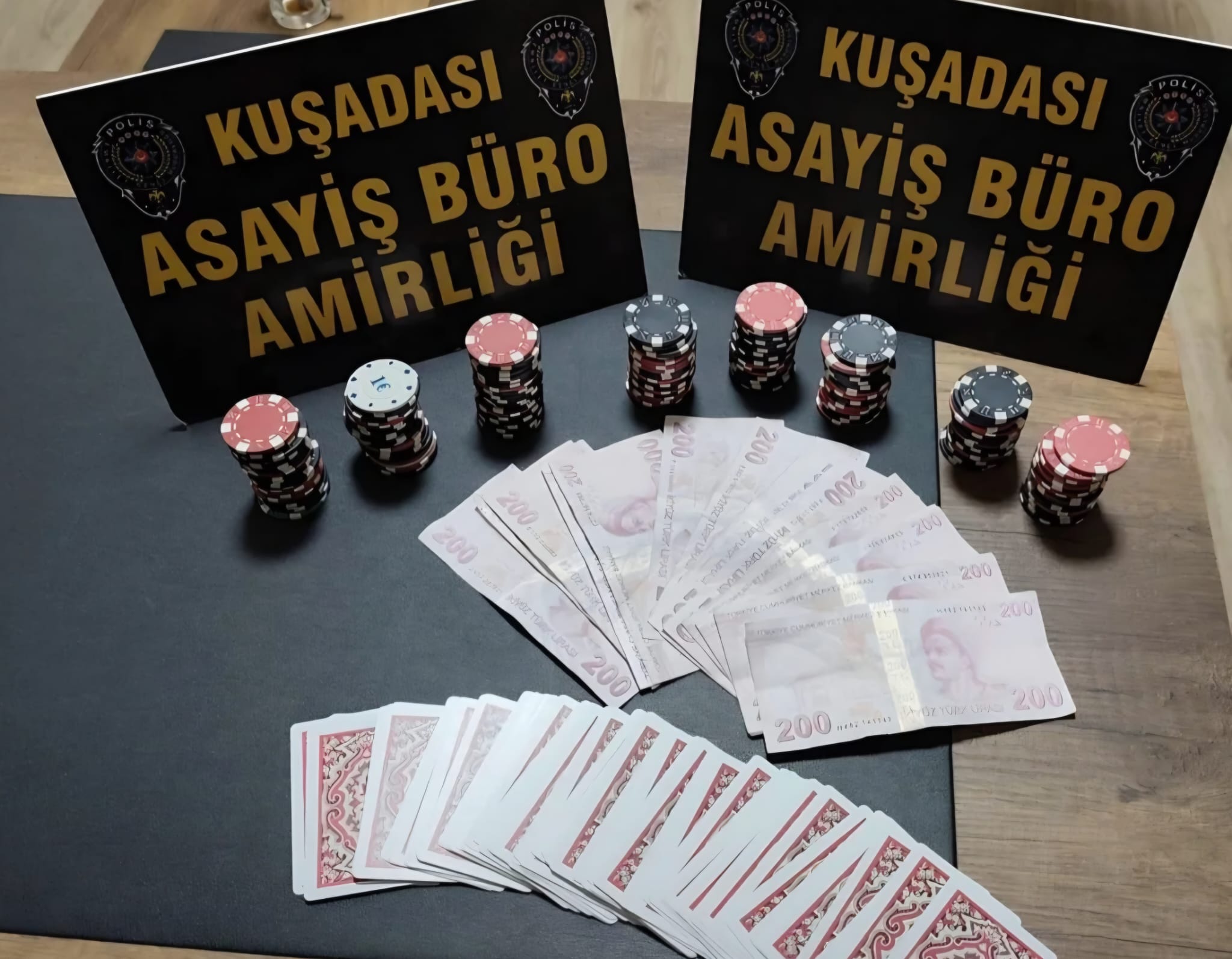 Kuşadası’nda Kumar Operasyonu: 4 İşletmeye Baskın, Dev Ceza!