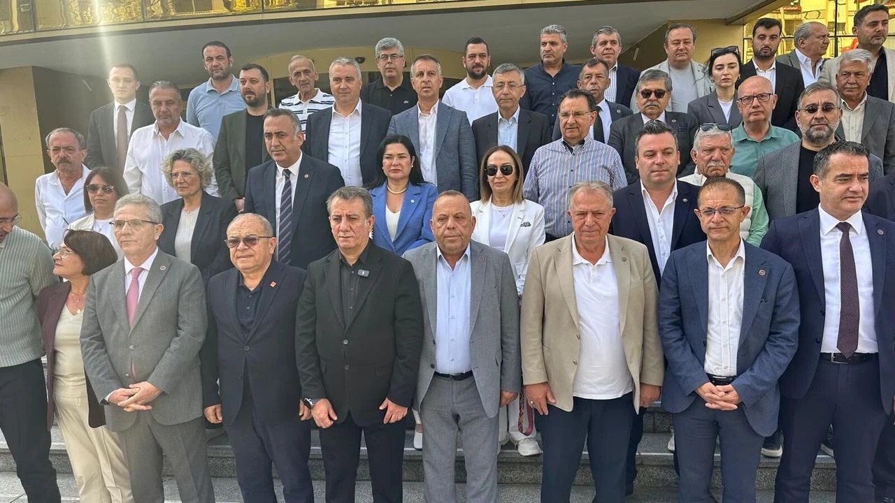 CHP'de toplu istifa hazırlığı: Aralarında Kuşadası da var