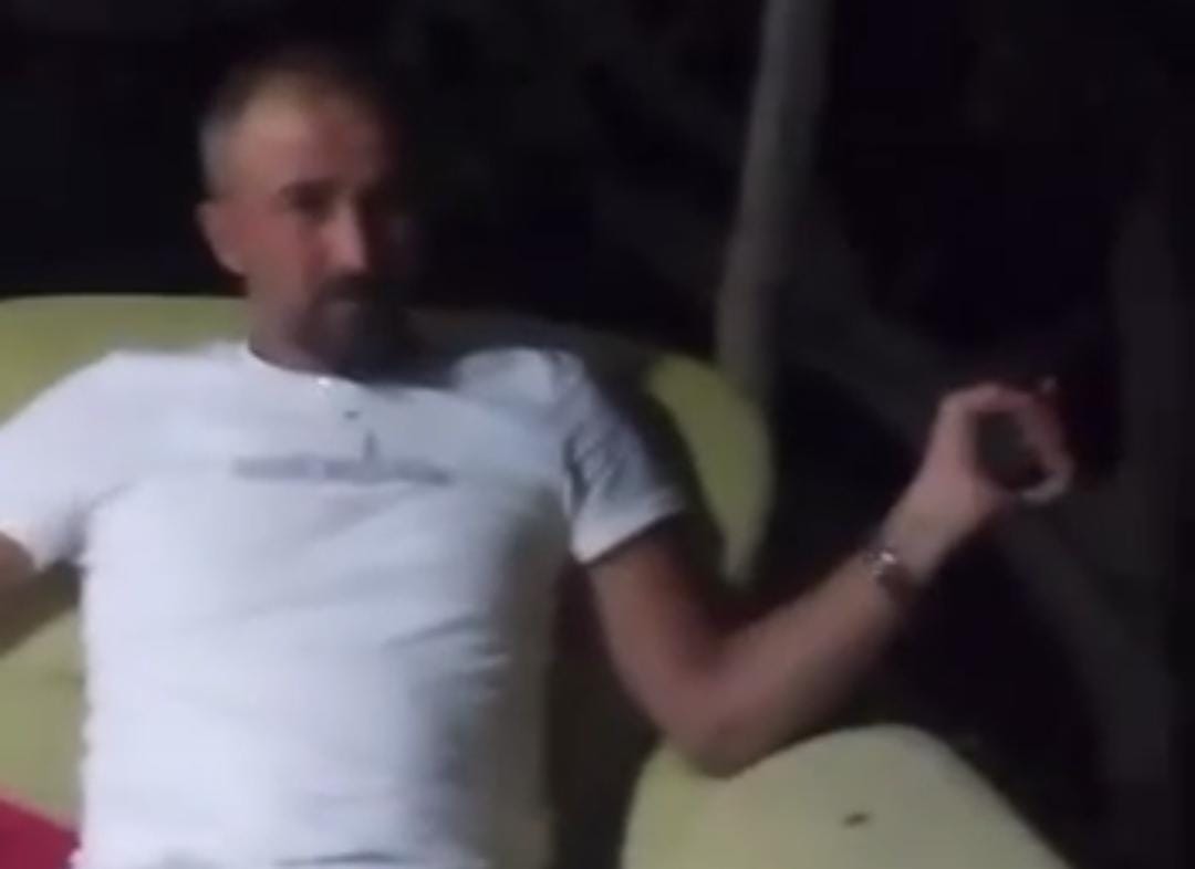 Aydın'da tepki çeken görüntü: Şehrin göbeğinde silahla ateş etti