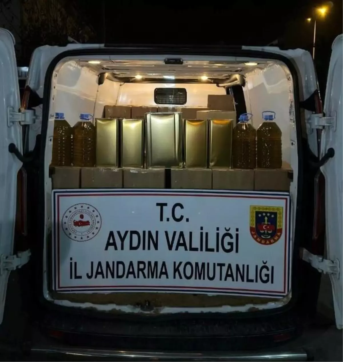 Aydın'da Bandrolsüz 1858 Litre Kaçak Zeytinyağı Ele Geçirildi