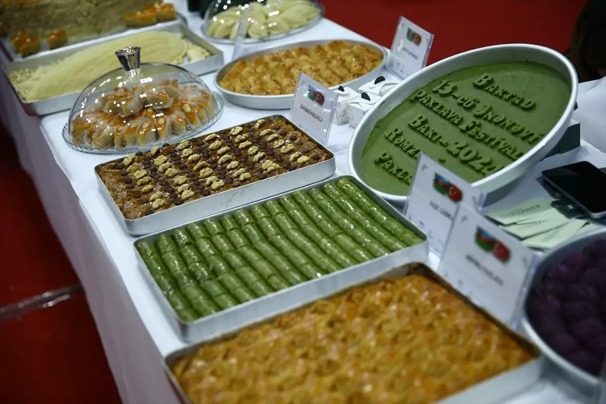 Baklava Festivali Bakü'de Yapıldı
