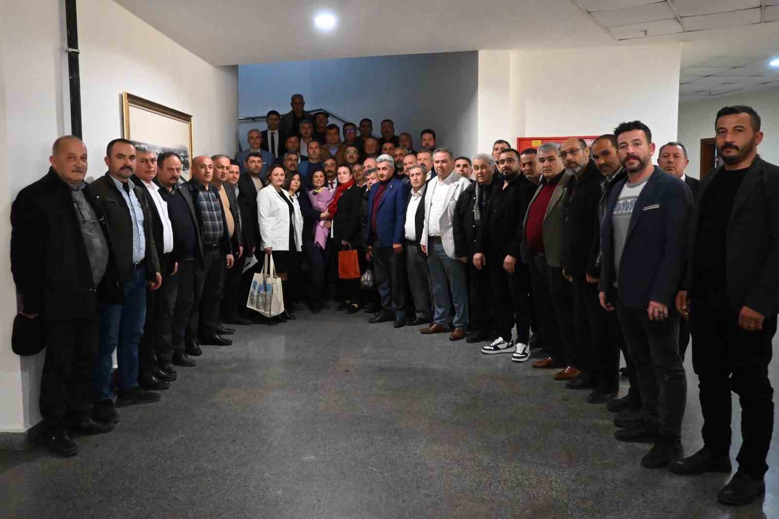 Nazilli Muhtarları’ndan Başkan Çerçioğlu’na Teşekkür Ziyareti: 