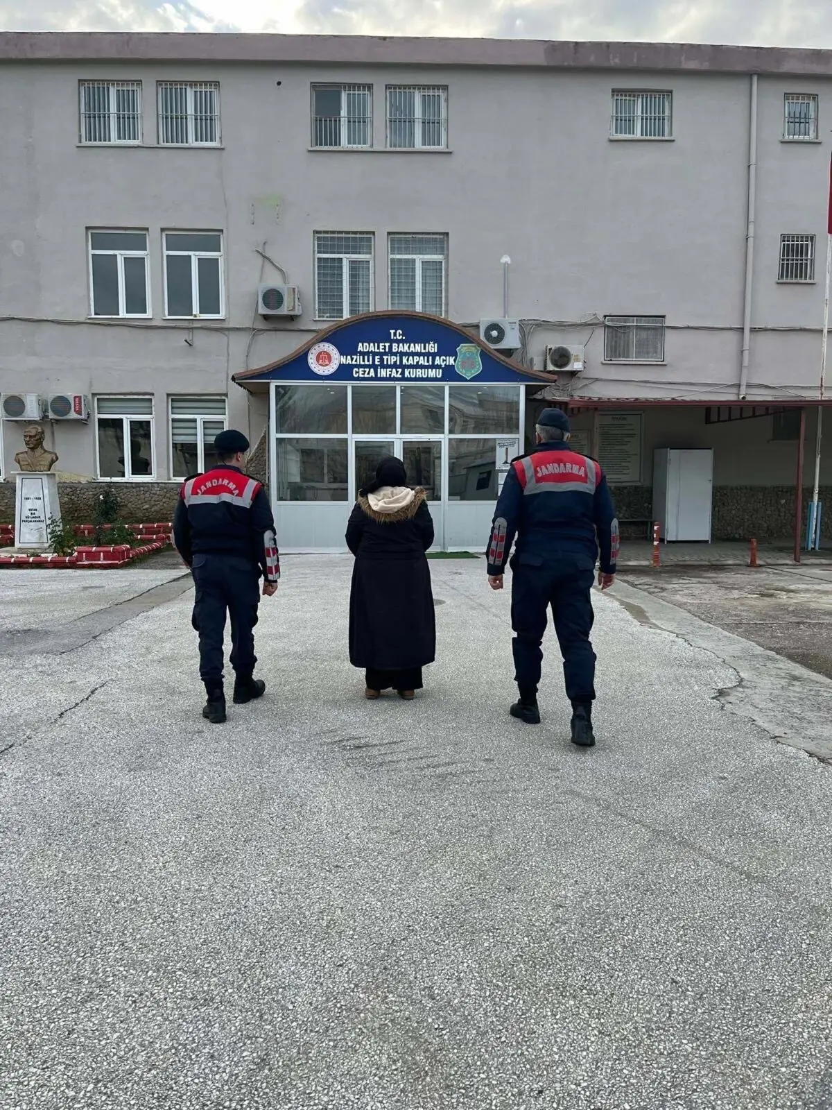 FETÖ Üyesi Kadın Yakalandı
