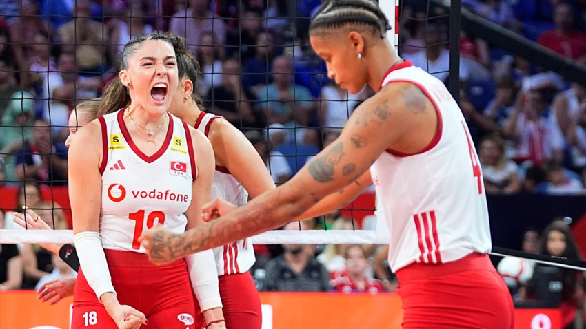 FİLENİN SULTANLARI AVRUPA ŞAMPİYONASI'NDA YARI FİNALDE: ALMANYA'YI 3-1 GEÇEN AY-YILDIZLILARIN RAKİBİ SIRBİSTAN OLDU