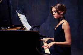 Konservatuvar Binası Olmadan Dünya Çapında Başarı!