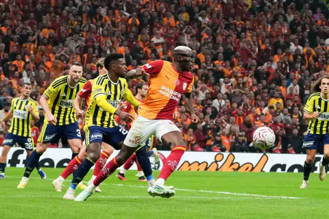 Galatasaray, RAMS Park’ta Oynanan Dev Derbide Fenerbahçe’yi 2-1 Mağlup Etti