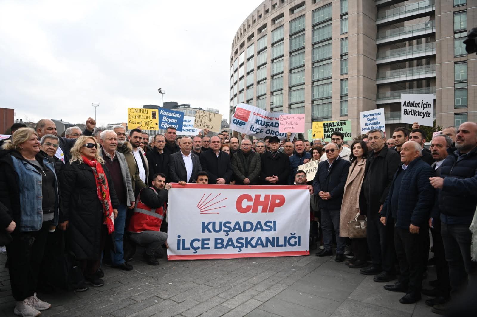 CHP’den Çağlayan’da ‘Kumpas’ Çıkışı: “Bu Bir Siyasi Transfer Bedelidir”