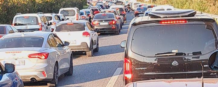 Kuşadası’nda Trafik Çilesi Yaz Boyunca Artarak Devam Ediyor!