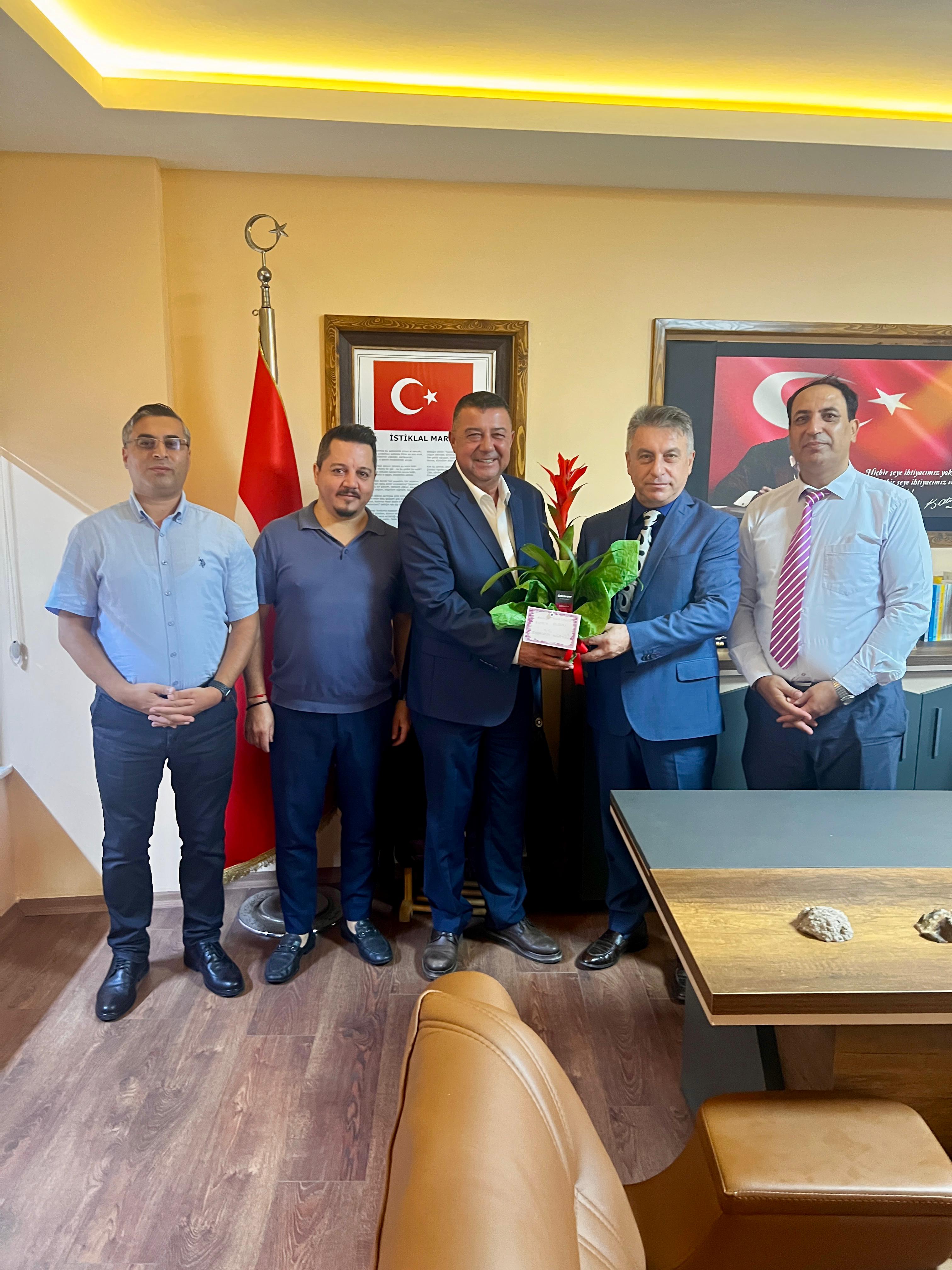 Kuşadası Müftülüğü’nden: Güllerle, Pilavla, Dualarla Ahilik Ruhu