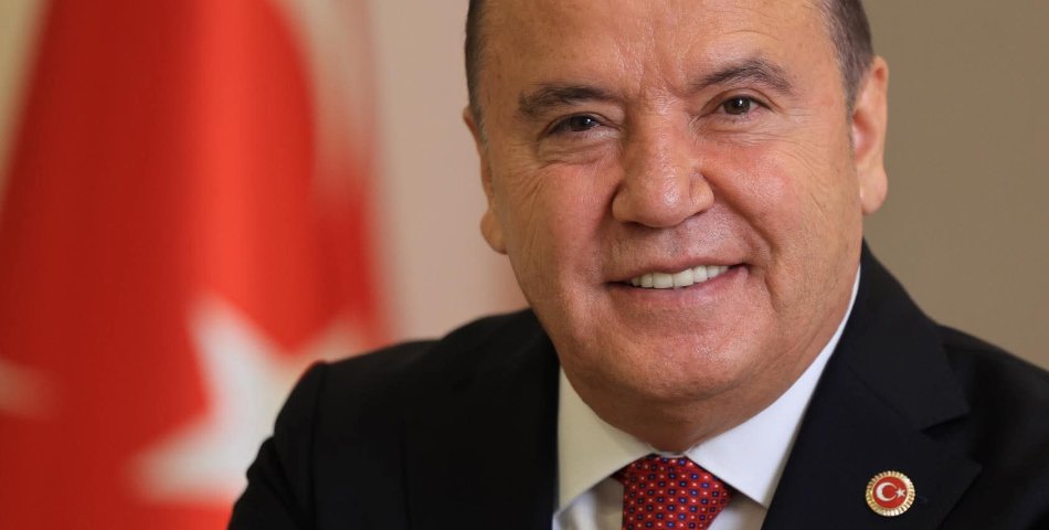 MUHİTTİN BÖCEK’TEN ÇARPICI EK İFADE: İMAMOĞLU 15 MİLYON EURO İSTEDİ, 5 MİLYONUNU GÖNDERDİM!