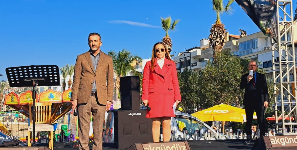 Kuşadası’nda Karadeniz Rüzgarı: 2. Hamsi Festivali Şenlik Havasında Geçiyor