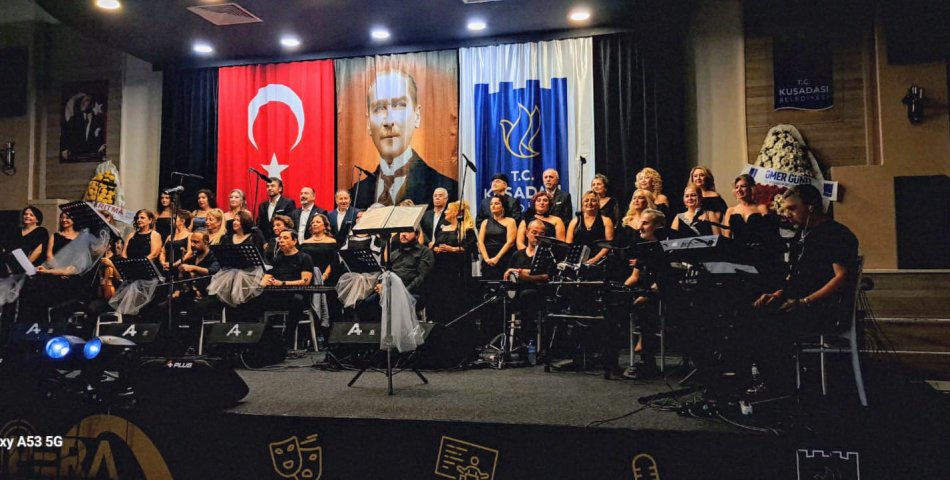 Sanatın Kalbi Kuşadası’nda Attı: Turgay Kızıltuğ Müzik Akademisi’nden Gönülleri Fetheden “Bahar Konseri”