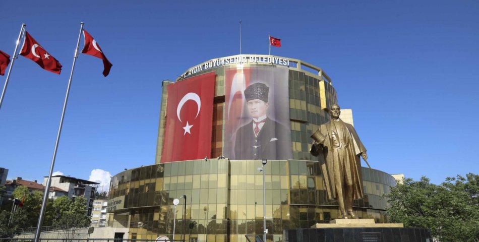 Merkez Park Üzerinden Algı Operasyonu Mu? Büyükşehir’den Çok Sert Çıkış: “Beton Değil Yeşil Getiriyoruz, Yalanlara Geçit Yok!”