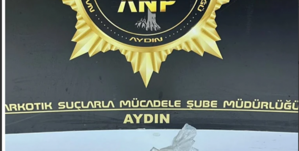 Uyuşturucu Tacirlerine Suçüstü: 151 Gram Metamfetaminle Yakalandılar