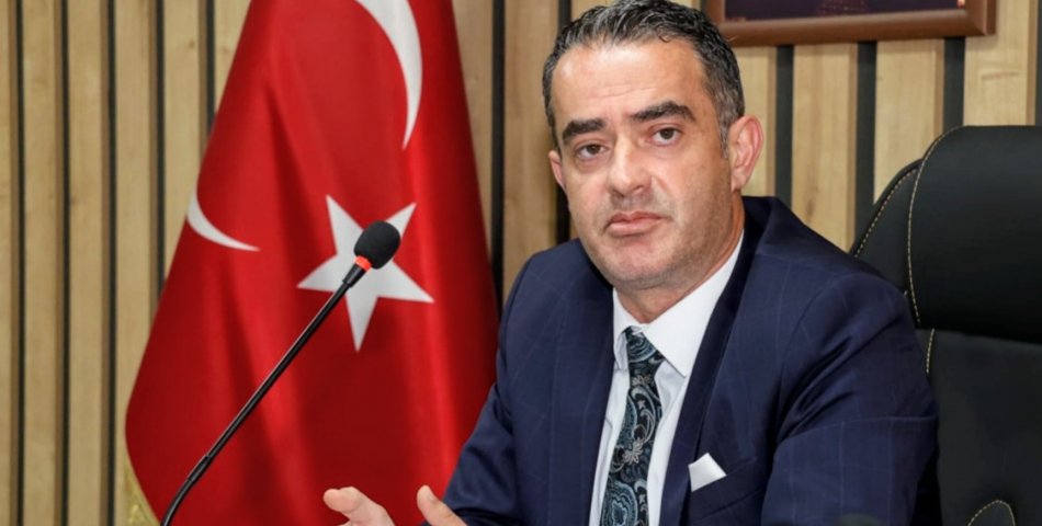 CHP’den Bir Sürpriz Daha mı?  Arıcı AK Parti’li Çerçioğlu’nun Yanında Yürüdü