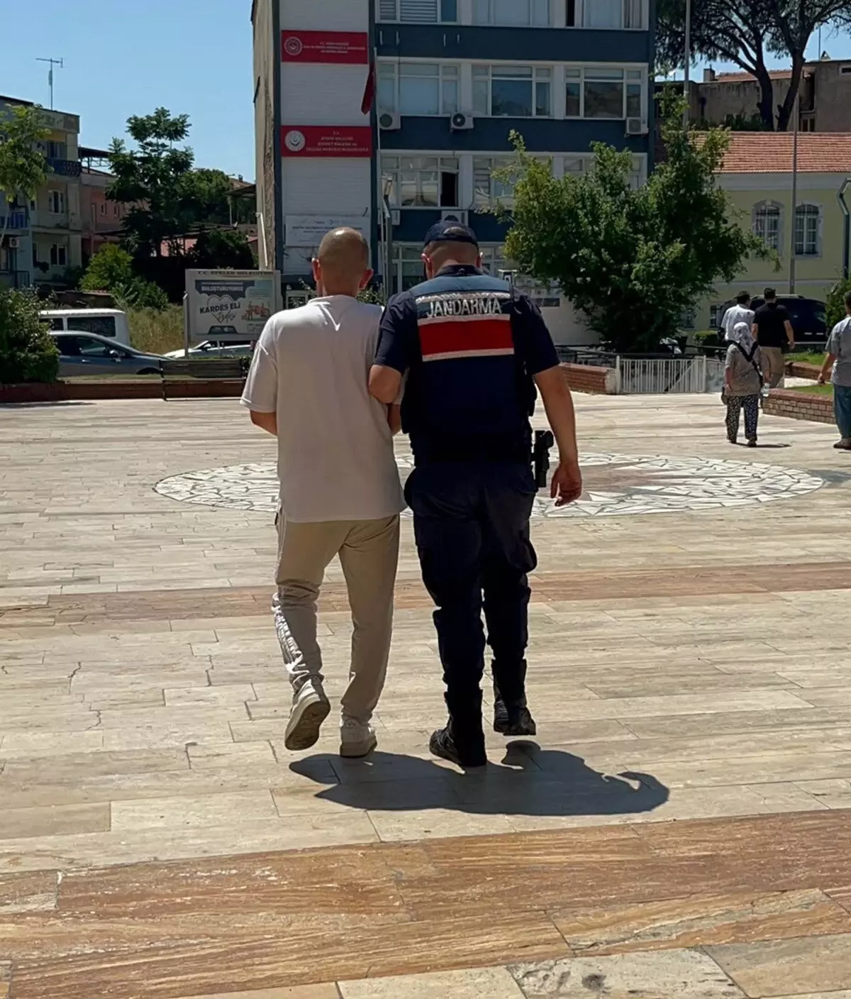 Aile İçi Kavga: Oğul Babayı Yaraladı