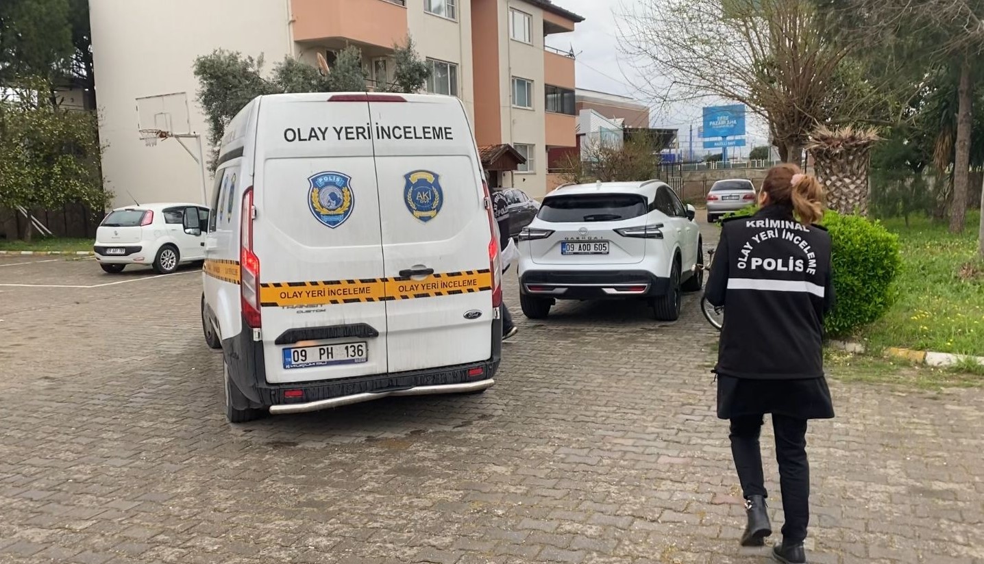 Aydın’da kadın baş gardiyan evinde ölü bulundu