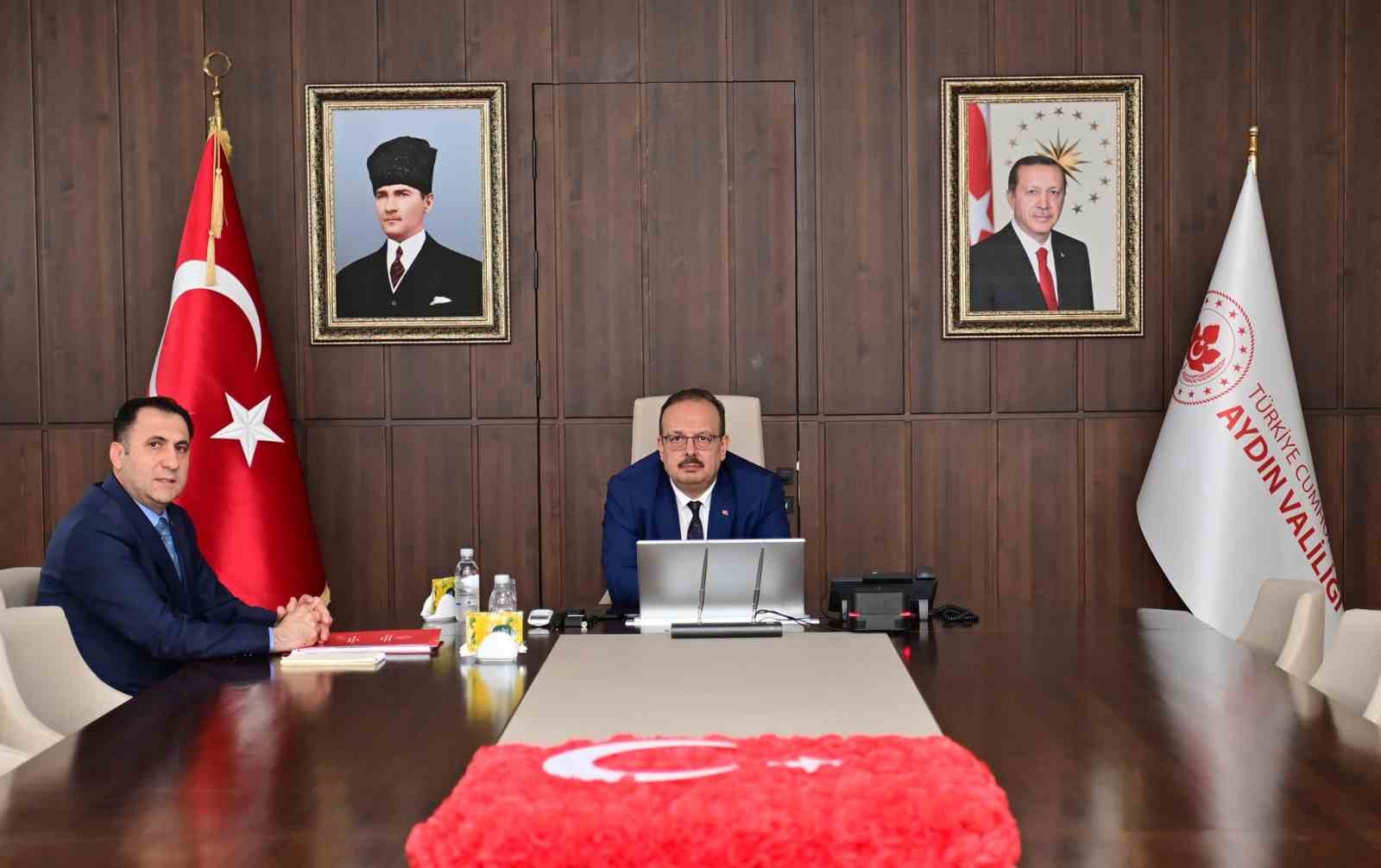 Aydın Valisi Canbolat, Sosyal Hizmet Toplantısı’na katıldı