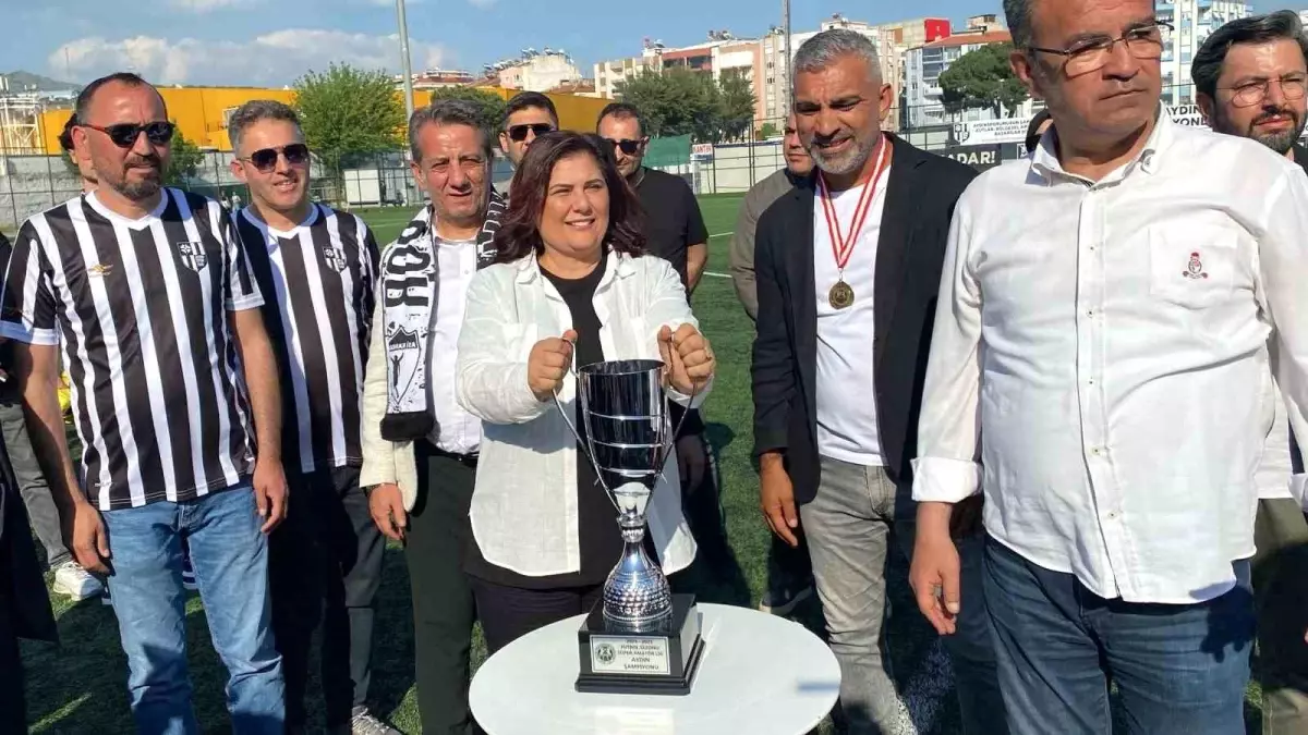 Aydınspor’da Başkan Özlüer Görevini Devrediyor