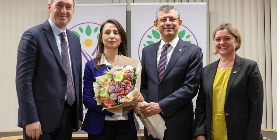 “DEM Parti ile Görüşen CHP, Kırmızı Çizgilerini Mi Aşıyor?”