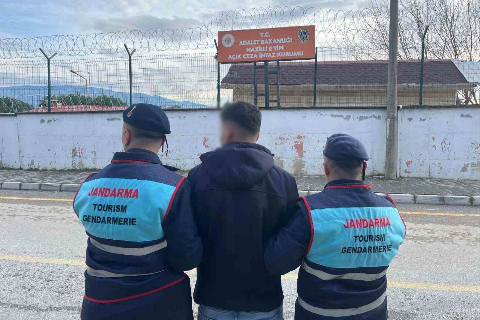 Aydın’da Jandarmadan Suçlulara Darbe:   60 Kişi Kıskıvrak Yakalandı!  Terör, Hırsızlık, Uyuşturucu ve Daha Fazlası