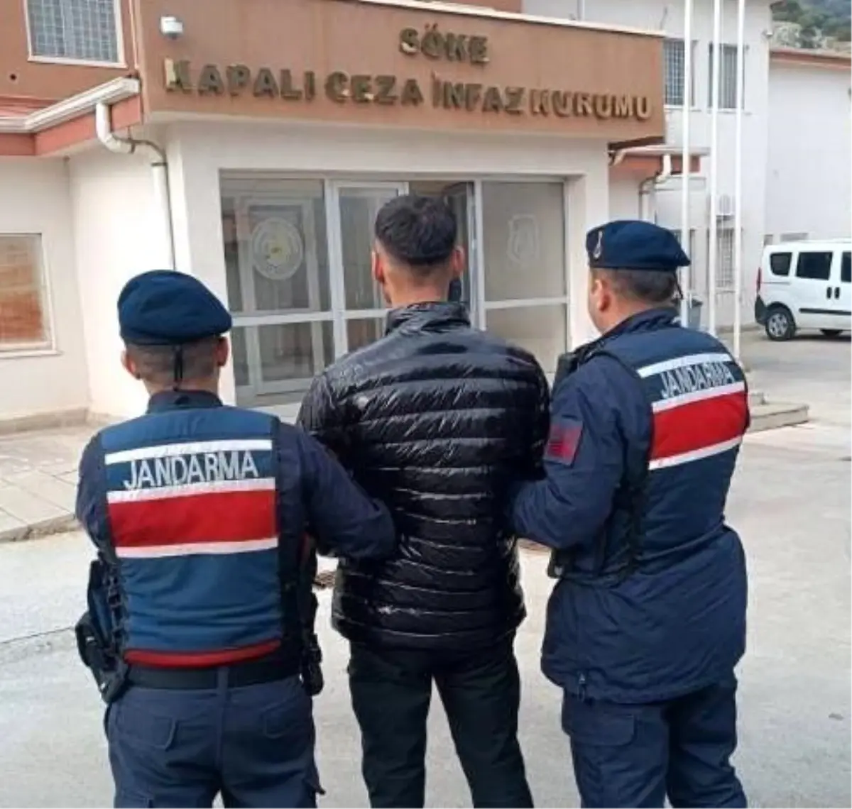 Hırsızlık Zanlısı Yakalandı