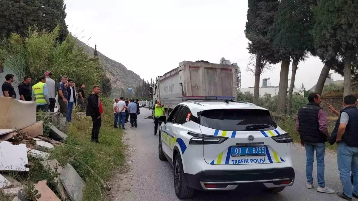 Söke’de Temizlik Personeli Kamyonun Çarpması Sonucu Hayatını Kaybetti