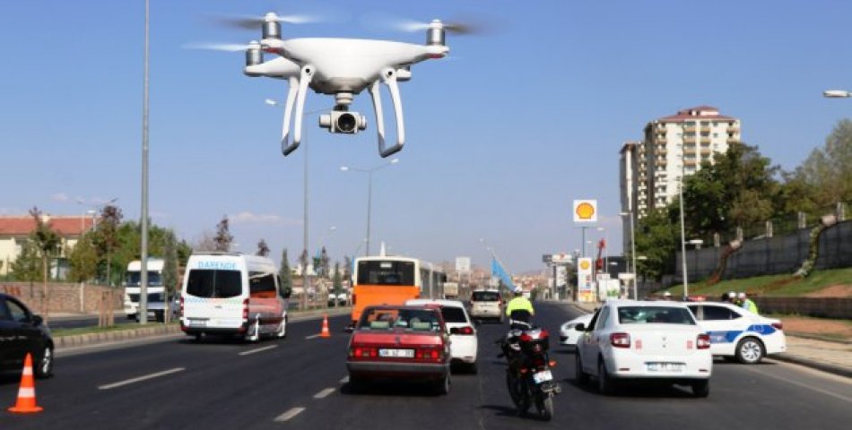 Aydın’da Trafikte Havadan Sıkı Takip: Drone Destekli Denetimlerle 52 Sürücüye Ceza Kesildi