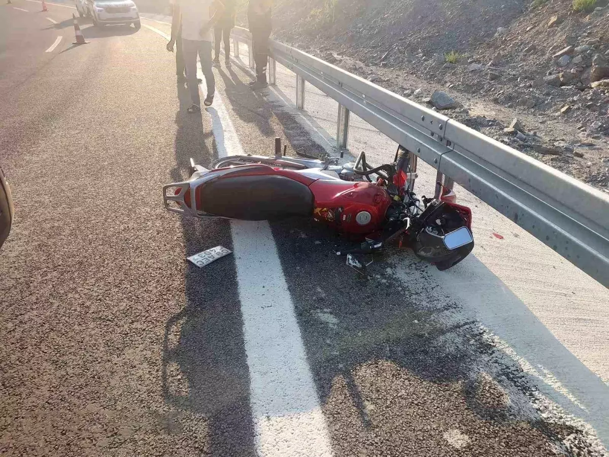 Uyuşturucu Etkisiyle Kaza Yapan Şüpheli Yakalandı